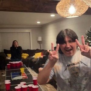 Meet your Posher, Dakota